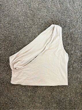RE ONA One-Shoulder Top Women's Size L Beige